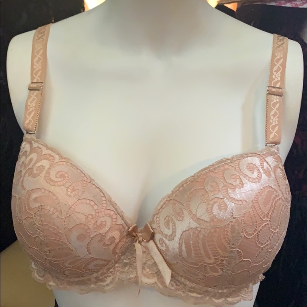 Sexy Kailanni Push-Up Lace Padded Bra!